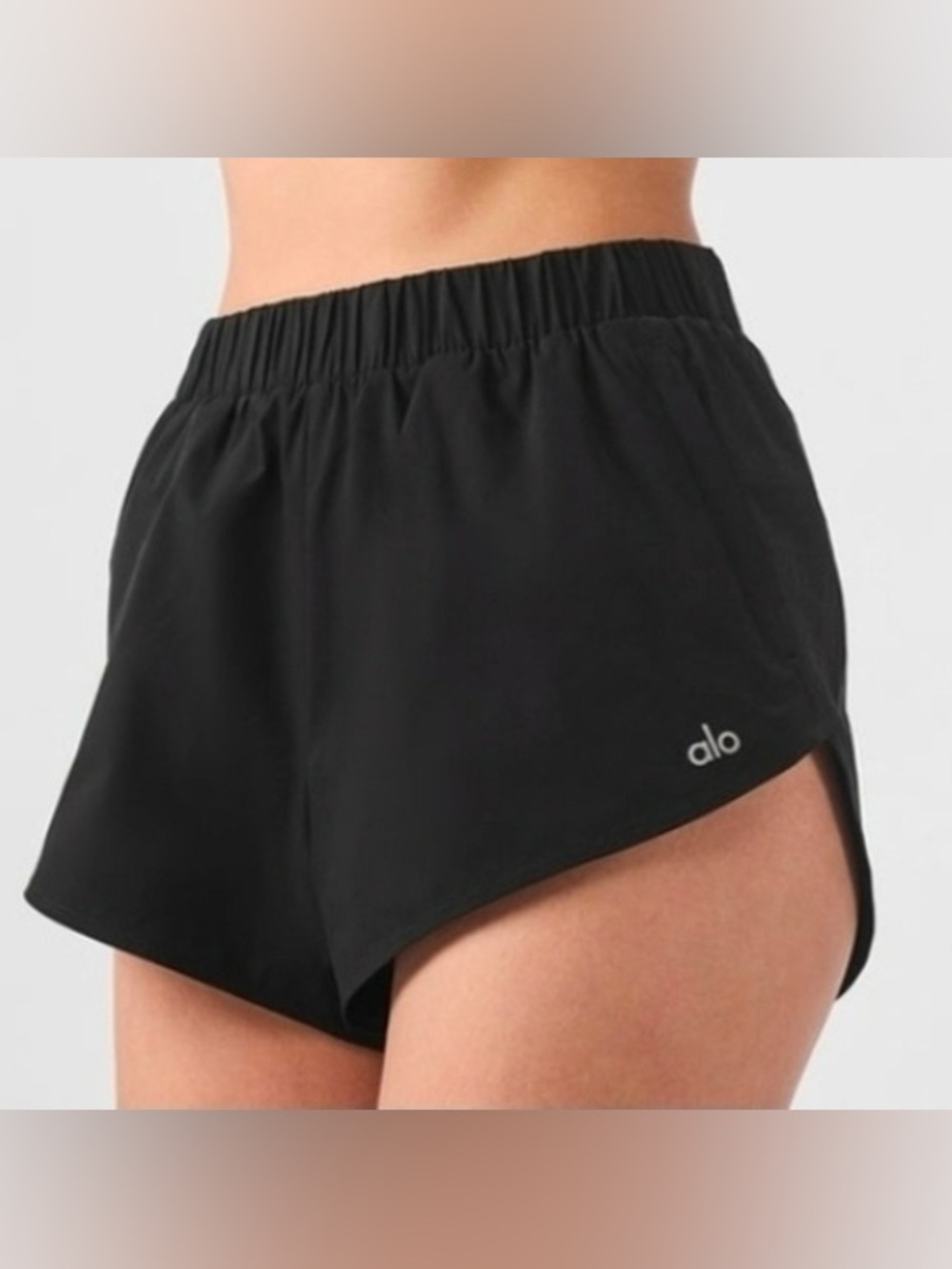 Alo Running Shorts Womens Medium Black Athletic Yoga Elastic Waist Pockets